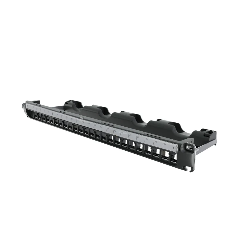 Patch Panel 24 Puertos Blindado