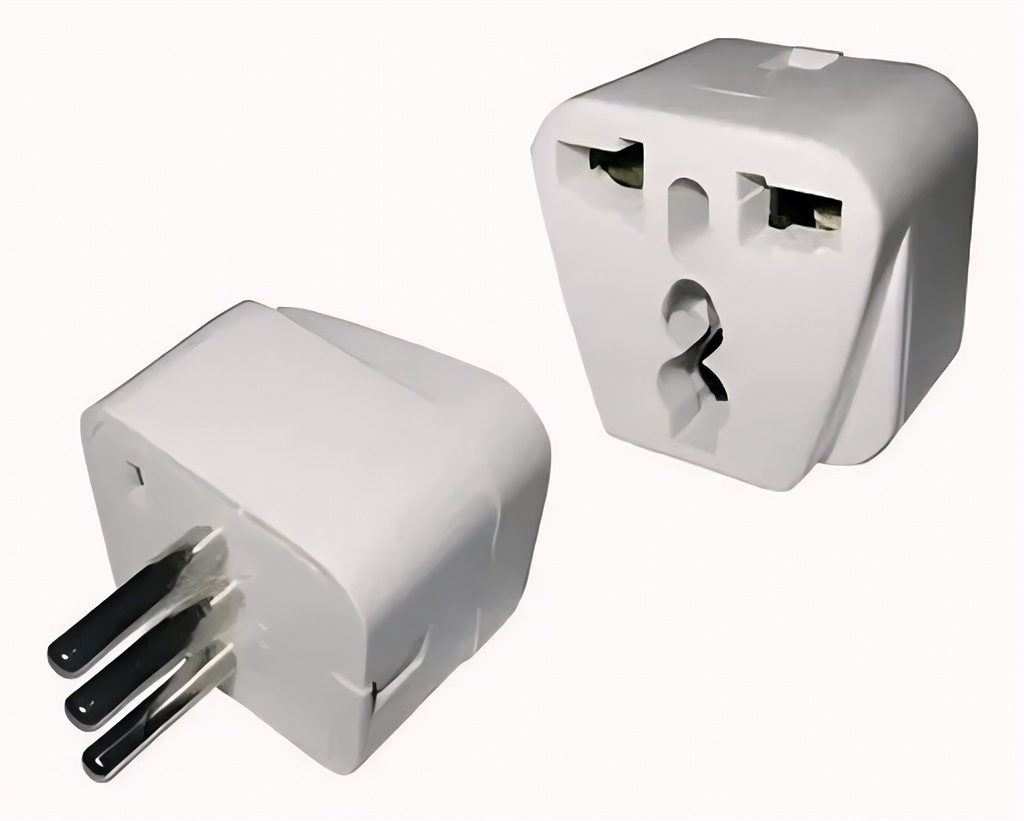 Adaptador De Corriente A Salida Tomas Color Blanco